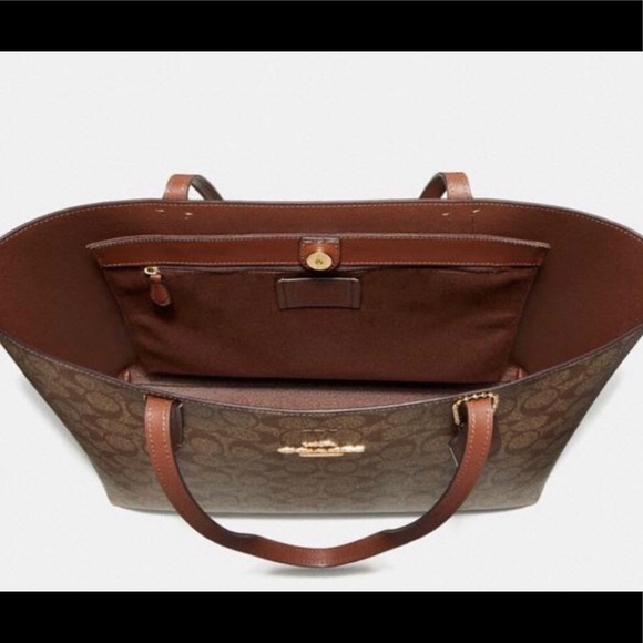SALE!π₯π₯π₯π₯π₯Coach Avenue Tote in Signature Canvas - Picture 5 of 6